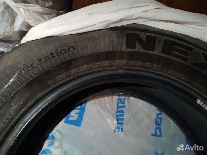 Nexen Roadian M/T 235/65 R17 102Q