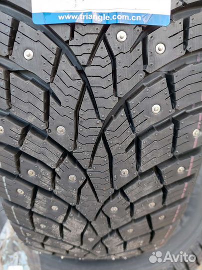 Triangle IcelynX TI501 235/65 R17 108T
