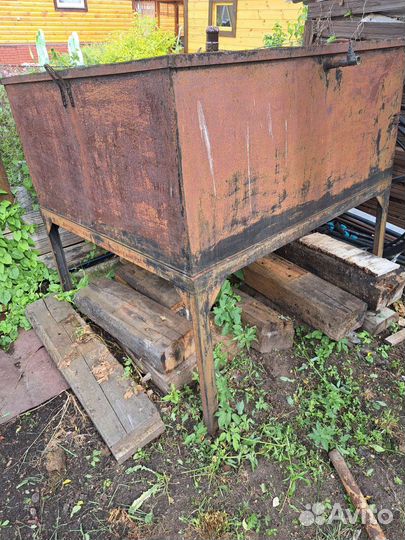 Бак для воды металлический