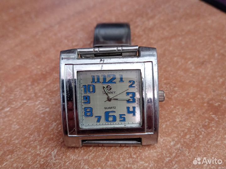 Наручные часы