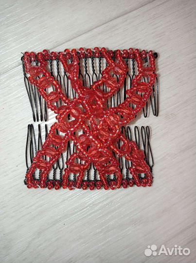 Заколка для волос