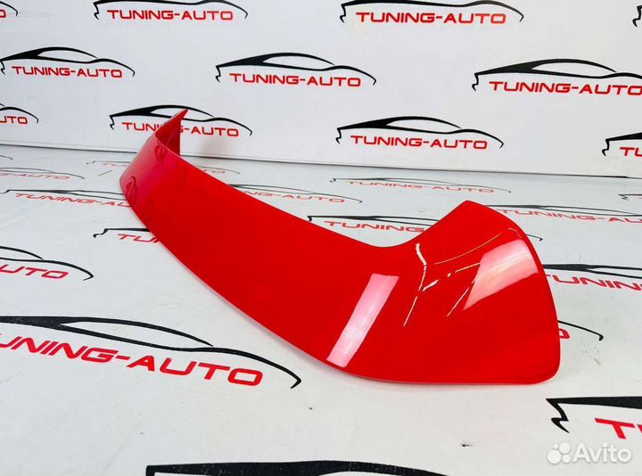 Спойлер на верх Nissan Juke