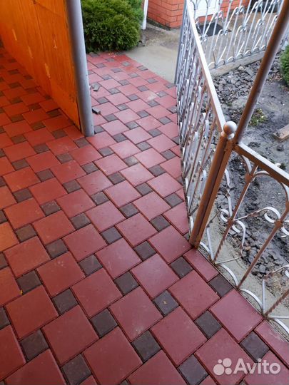 Укладка тротуарной плитки