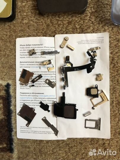 Запчасти, чехлы, наушники. iPhone 5s