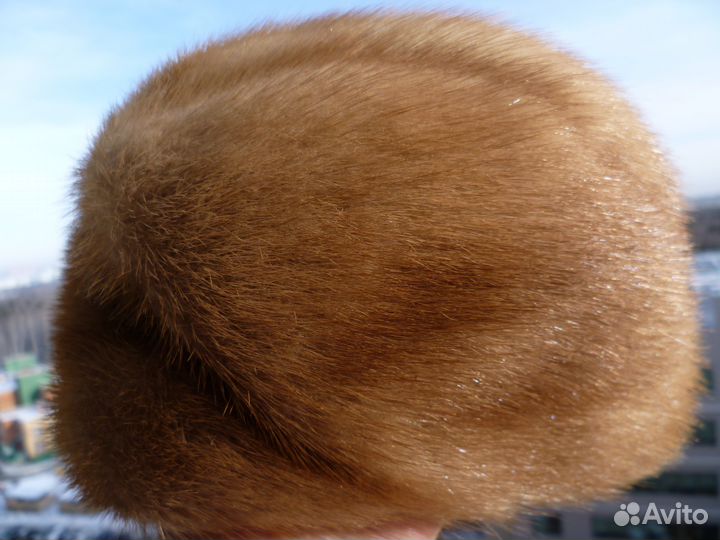 Шапка женская, норка,56 размер,светло-коричневая