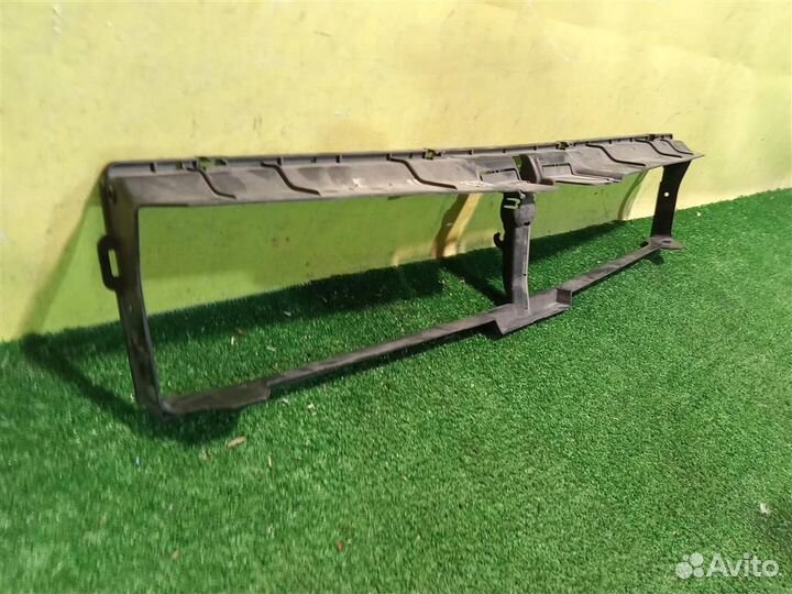 Воздуховод радиатора нижний BMW 5 F10/F11 2009