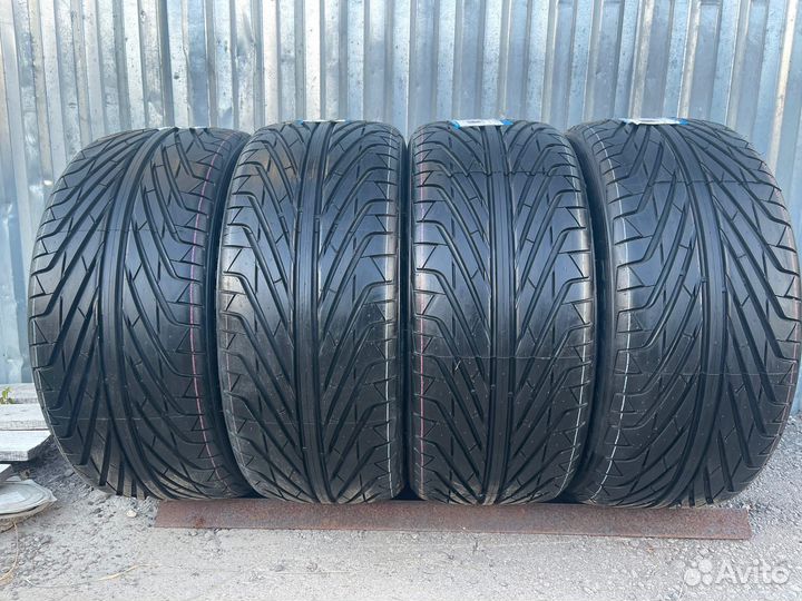 Triangle TR968 245/35 R20 95V