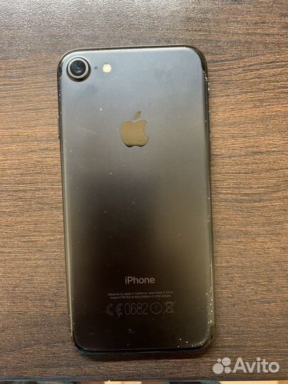 iPhone 7, 32 ГБ