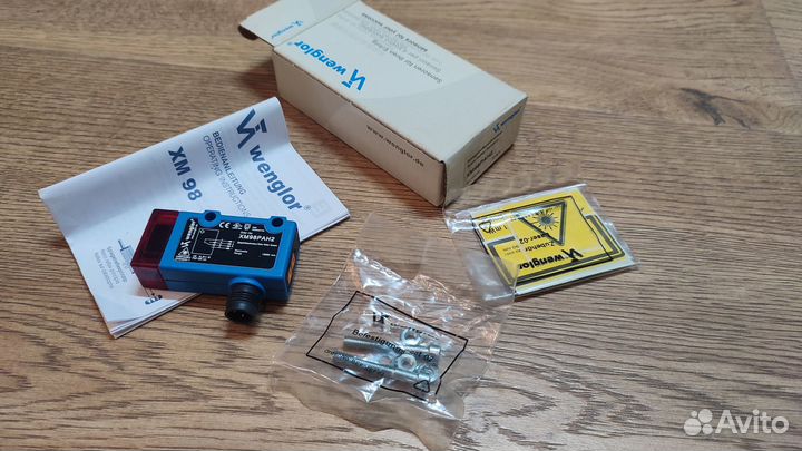 Датчик Wenglor XM98PAH2