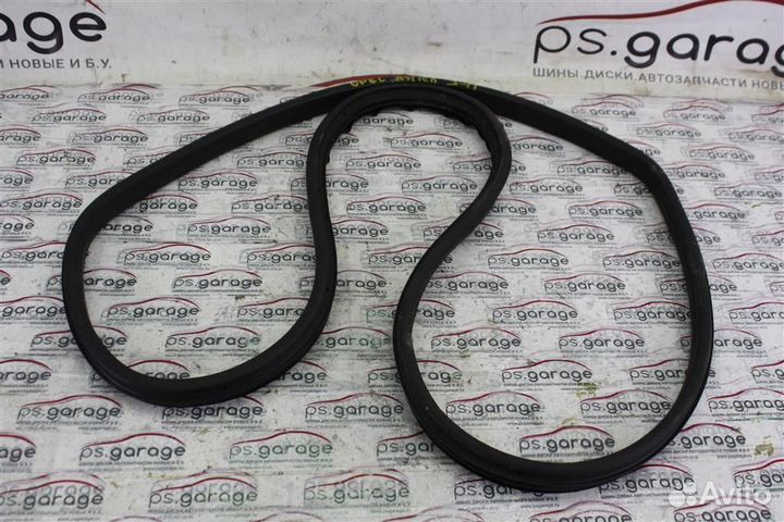 Уплотнитель кузова задней двери Opel Astra H