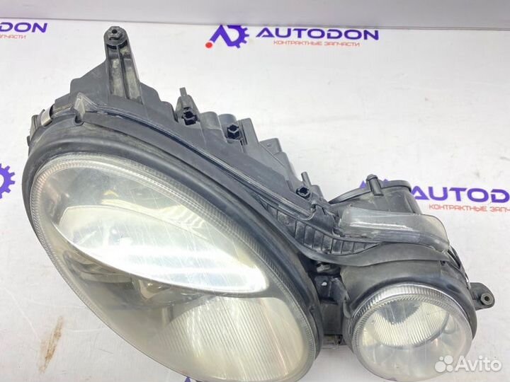 Фара до рест без блоков и лампочек передняя правая