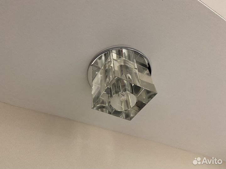 Светильник потолочный