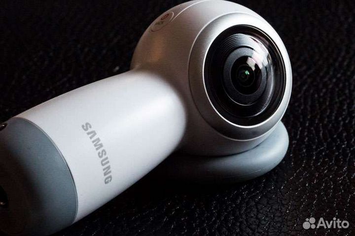 Экшн Камера Samsung Gear 360 New