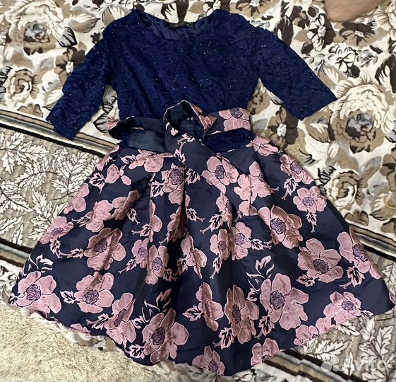 Женское нарядное платье 48