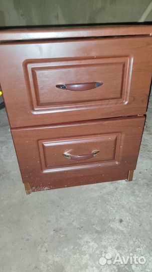 Тумба прикроватная