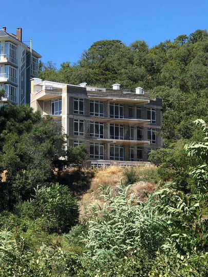 Дом 761,5 м² на участке 23,9 сот.