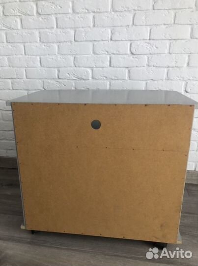 Тумба под телевизор