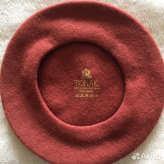 Берет женский