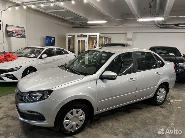 LADA Granta 1.6 МТ, 2023, 968 км