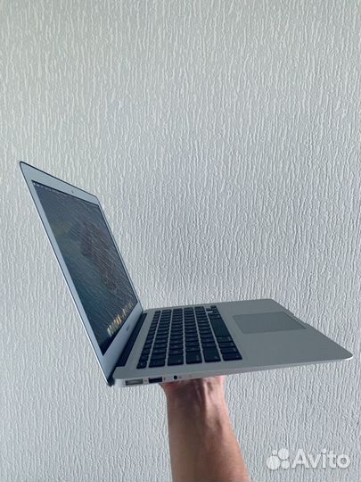 MacBook Air 13 256Gb 2012