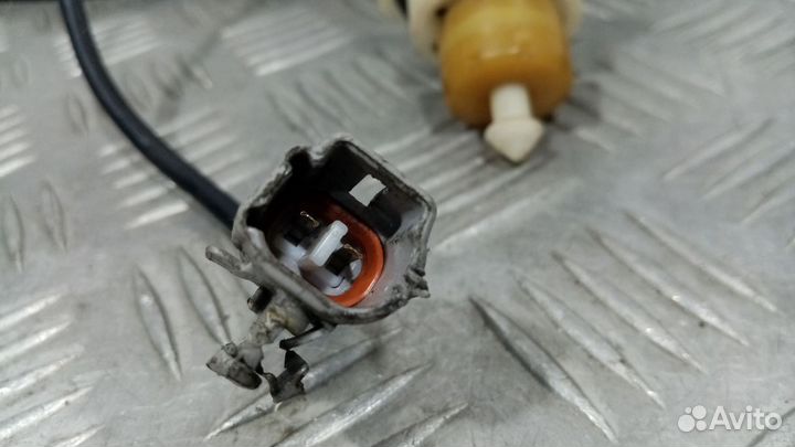 Б/У Датчик топливного фильтра Subaru