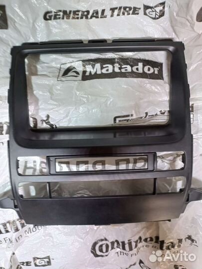 Рамка для автомагнитолы