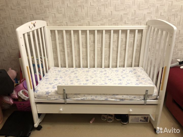 Детская кроватка кровать