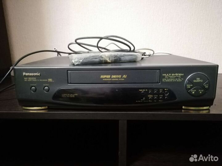 Видеомагнитофон panasonic