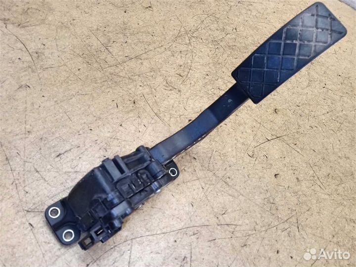 Педаль газа Skoda Fabia II рест