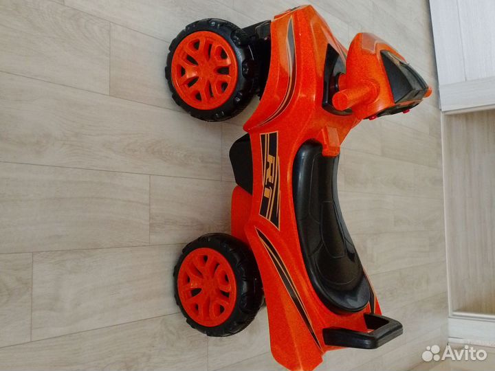 Детский квадроцикл каталка