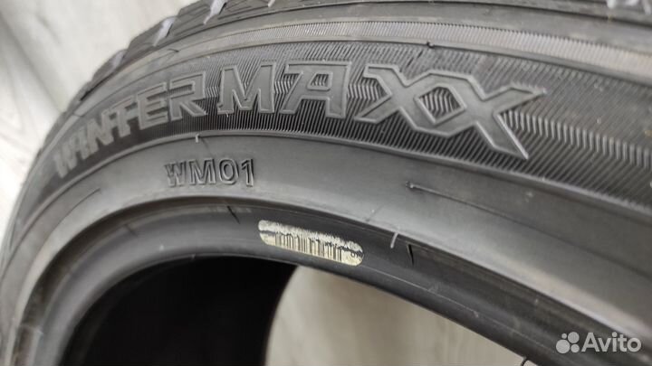 Dunlop Winter Maxx WM01 205/55 R17