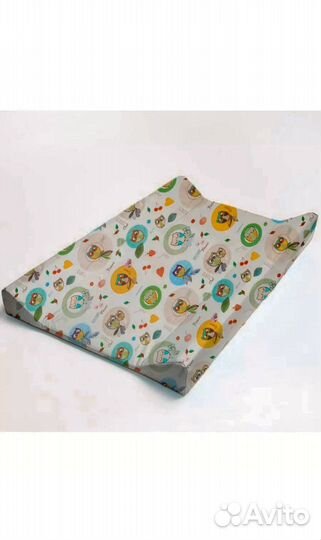 Пеленальная доска на кроватку