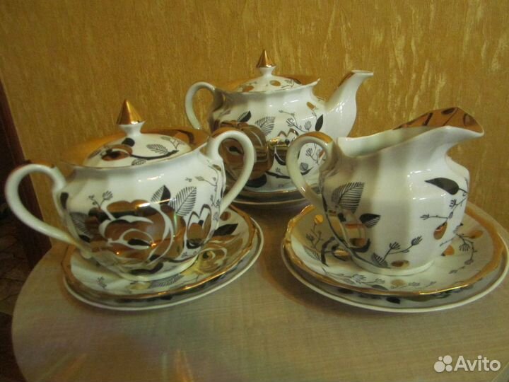 Фарфор тончайший сервиз с позолотой СССР