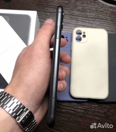 iPhone 11, 64 ГБ