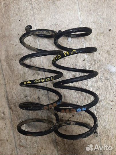 Пружина подвески передняя Volkswagen Polo MK 3 1.4