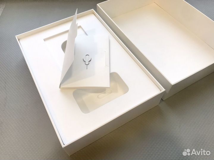 Коробка iPad Air Wi-Fi Cellular 128 Gb Model A1567