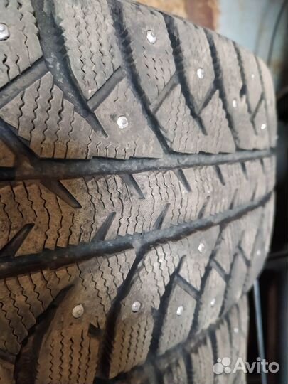 Зимние шины на литых дисках Bridgestone 205/60/16