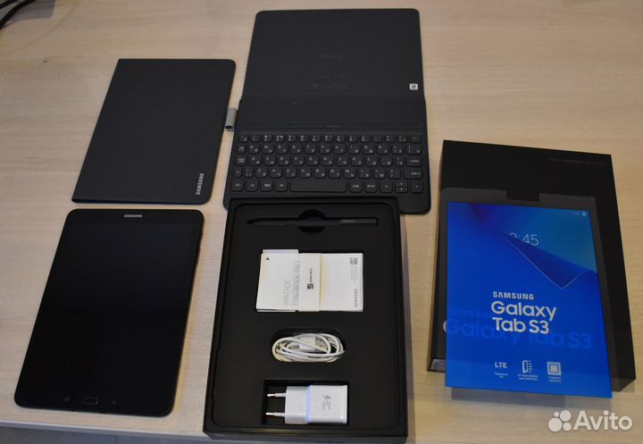 Планшет Samsung Galaxy Tab S3