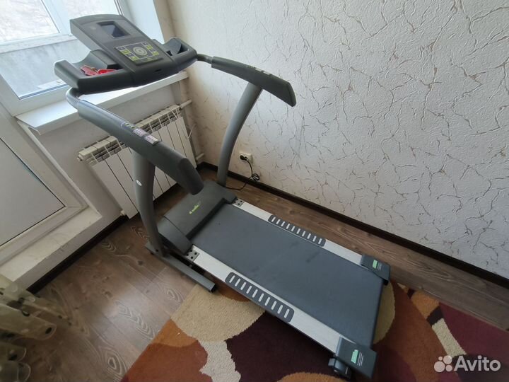 Беговая дорожка HousFit HT-9087 HP