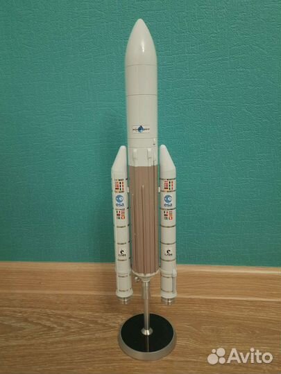 Модель ракеты Ариан 5, масштаб 1:72