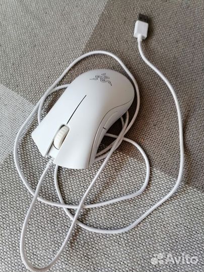 Мышь Razer Deathadder Esential