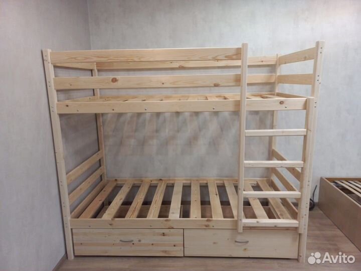 Двухъярусная кровать для детей