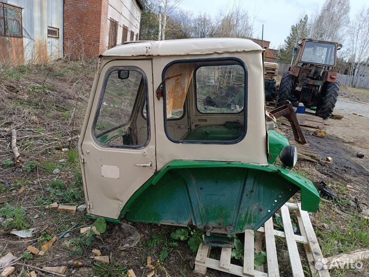 Запчасти от трактора