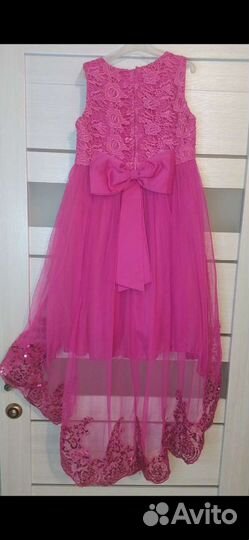 Платье праздничное