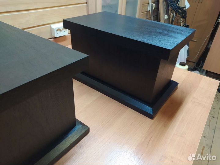 Подставки для акустики