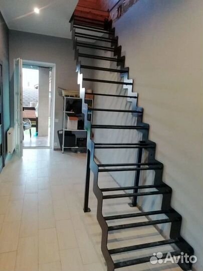 Лестницы антресольный этаж