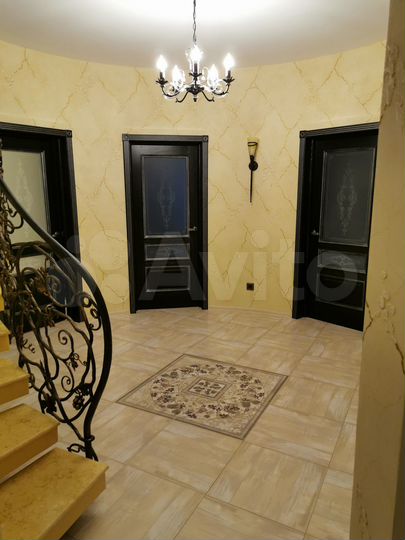 Дом 290 м² на участке 20 сот.