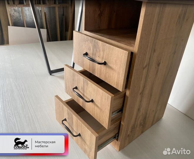 Маникюрный стол вотанmc-12.29