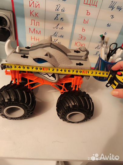 Машинка Hot wheels Monst Trucks