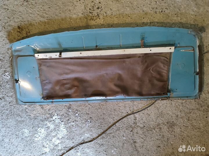 Продаётся : перегородка внутренняя (за водителем )